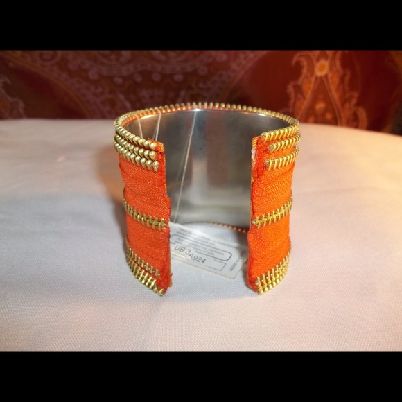 Bracelet - Picture 2 of 3