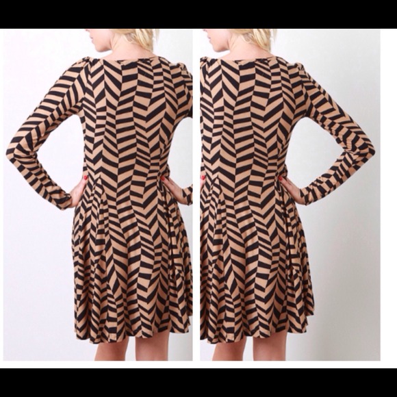 S O L D - Picture 3 of 3