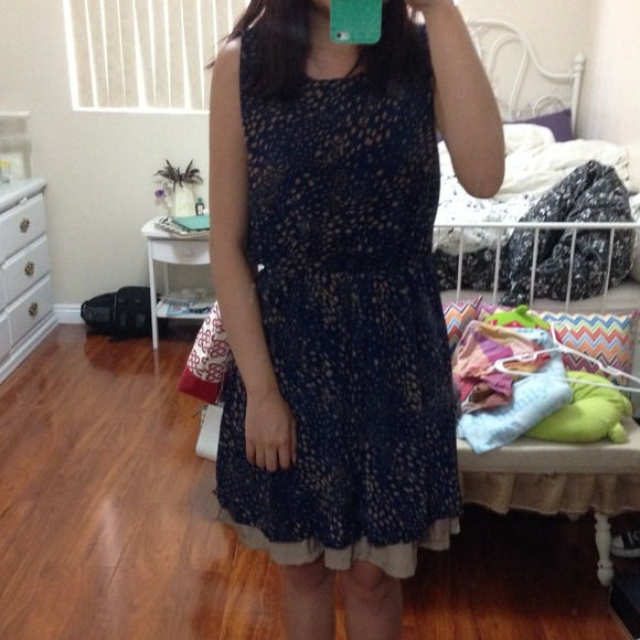 Patterned Silk Dress - Picture 3 of 3