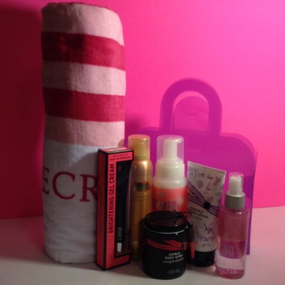 Exclusive Victoria's Secret bundle