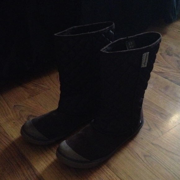 Dark brown boots❤️