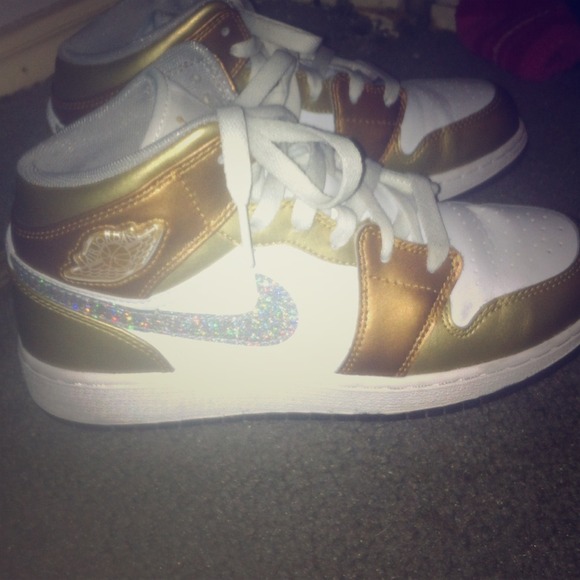 Air Jordan's - Picture 1 of 3