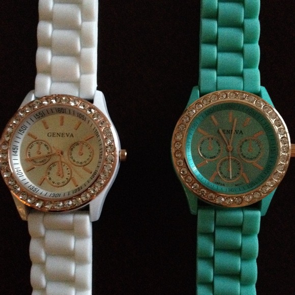 Watch - Picture 3 of 4