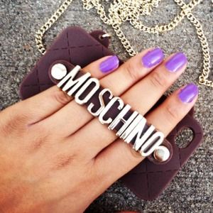 moschino Accessories - ️🎉HOST PICK🎉New Moschino Iphone 4/4S Choc Case! moschino Accessories - ️🎉HOST PICK🎉New Moschino Iphone 4/4S Choc Case!