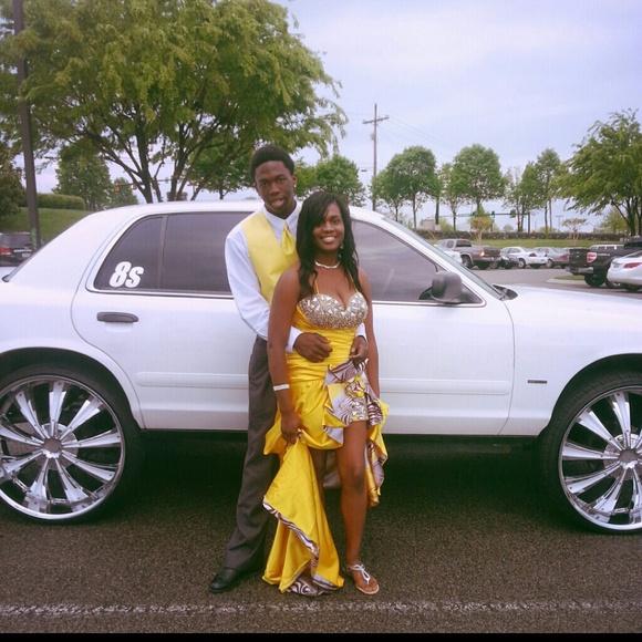 Prom Dress - Picture 2 of 3