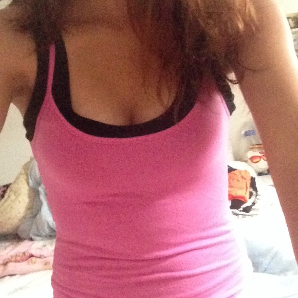 Tops - Picture 4 of 4