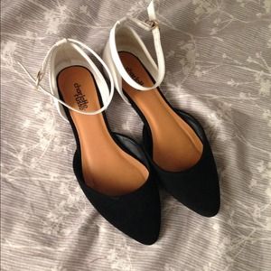 Elegant ankle strap flats