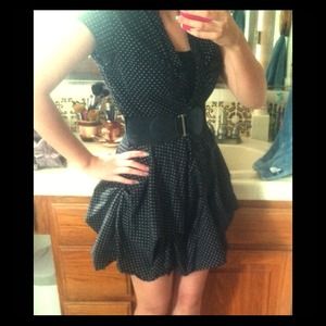 🎀black dress with white Polkadots🎀