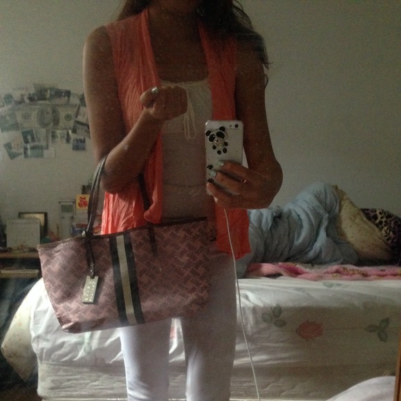 Tops - Picture 4 of 4