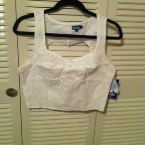 Lace cropped top