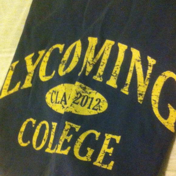 T-shirt - Picture 2 of 2