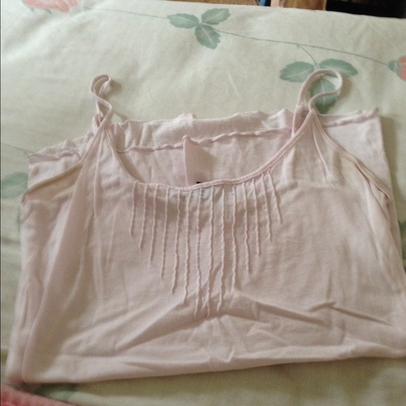 Tops! - Picture 3 of 4