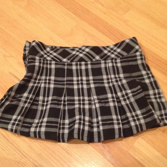 Vintage 90s school girl skirt