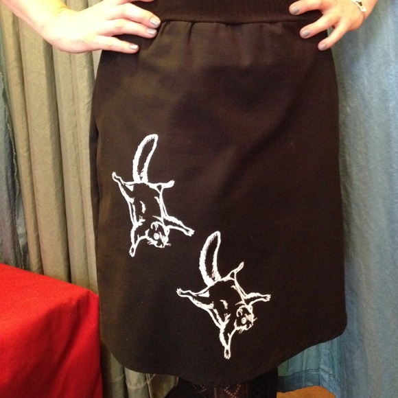 Knee Length Flying Squirrel Skirt - Picture 2 of 2