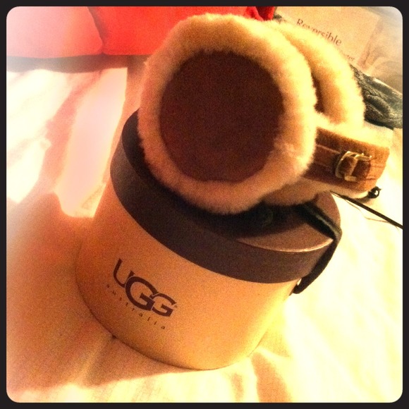 NWOT Ugg Earmuffs!