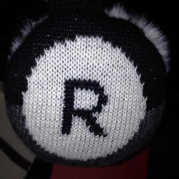 Kate Spade Brand new left/right earmuffs.