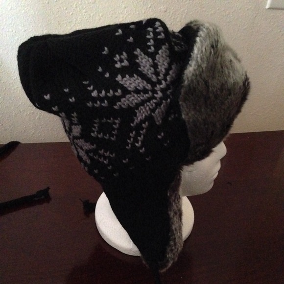 Grey and black wintery beanie