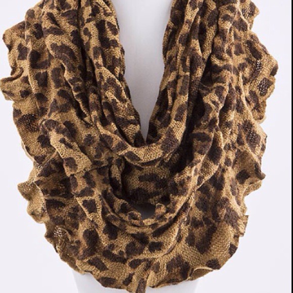🚫SOLD🚫Leopard Print Infinity Scarf. Price Firm. - Picture 2 of 3