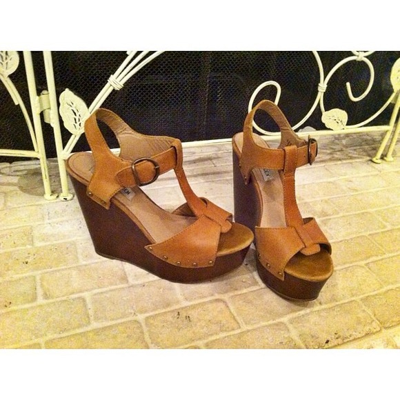 Steve Madden Wyliee Wedges