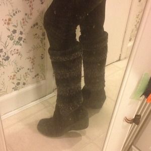 Ugg Cardy boots with leather 🌟REDUCED 🌟