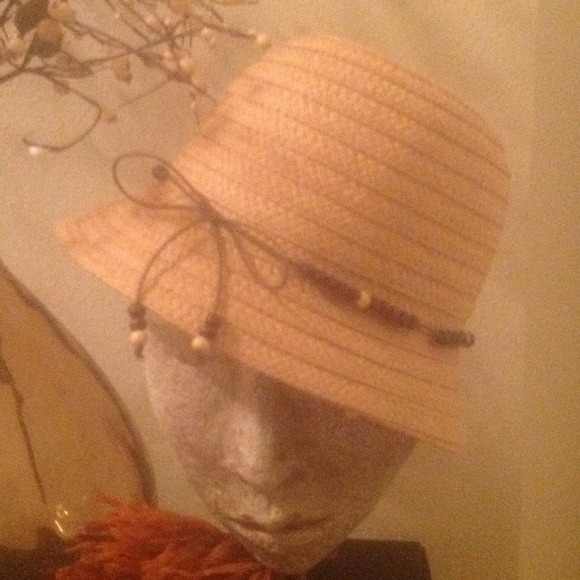 August Accessories - Straw Hat...