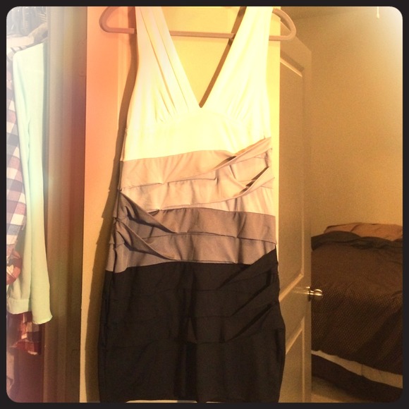 Forever 21 bandage type dress