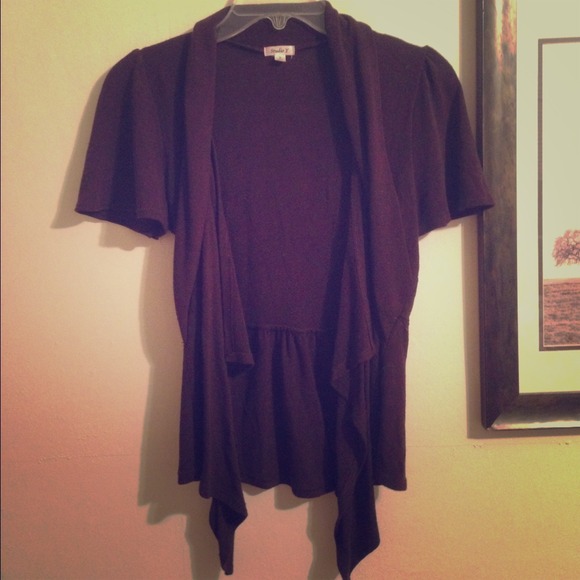 Short sleeve cover up