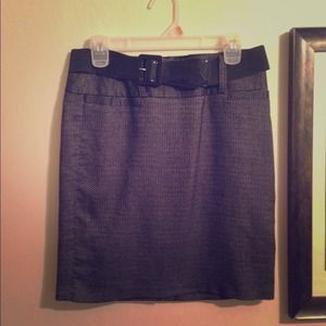 Black skirt w belt NWOT