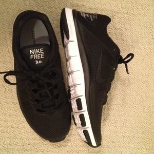 NEW Men's Nike Free 3.0 shoes