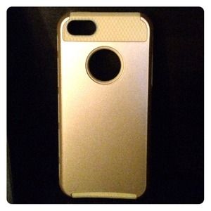 iPhone 5 gold case