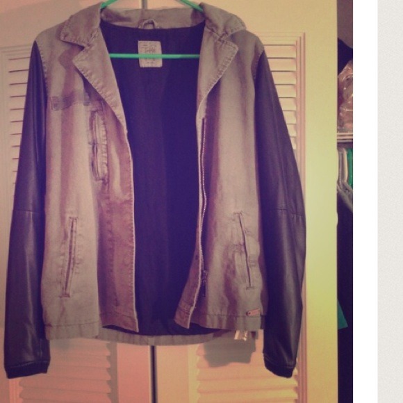 Reduced price zara leather jacket