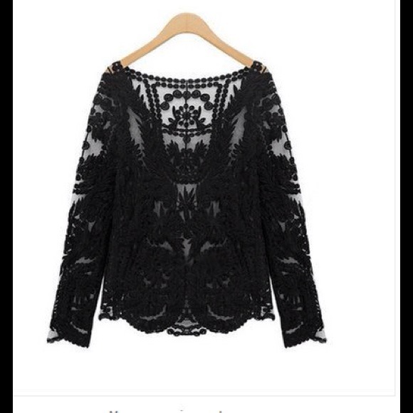 Tops - 🔥The LACY SENSATION top - BLACK🔥