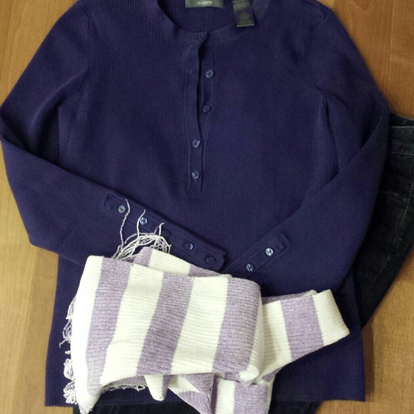 Purple button down shirt - Picture 2 of 3