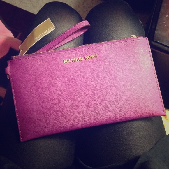 Michael Kors wristlet