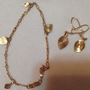 18 k gold bracelet and earings set