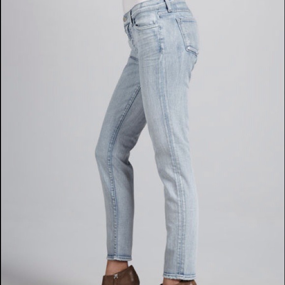 ⬇REDUCED⬇ J Brand Low-Rise Bleached Skinny Jeans - Picture 2 of 3