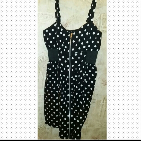 Wet Seal sexy fun form fitting
