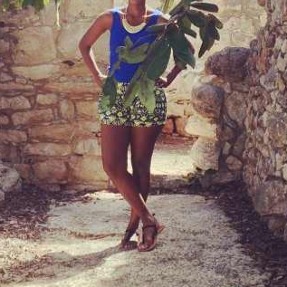 Statement Necklace - Picture 4 of 4