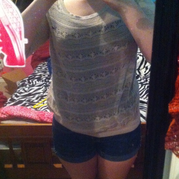 Beige Top - Picture 4 of 4