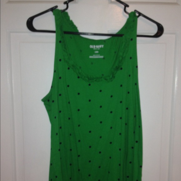 DONATED❤️ Green and navy polka dot top - Picture 1 of 2