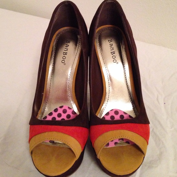 🚫SOLD🚫Retro chunky brown orange mustard heels 8 - Picture 3 of 4