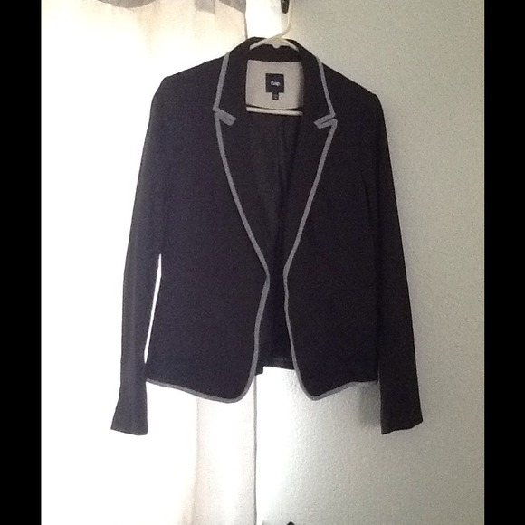 Gap black blazer with gray lapel trim