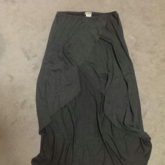 Hi-low dark grey skirt