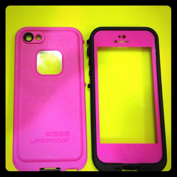 SOLD lifeproof iphone 5