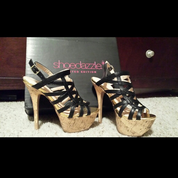 Black srappy heels