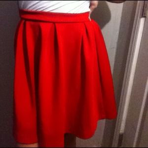 Red Circle Skirt 🌟Reduced✨