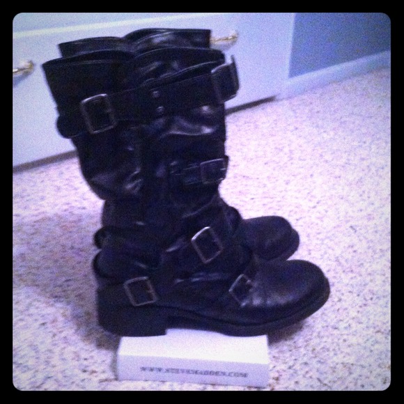 ⛔️⛔️⛔️SOLD⛔️⛔️⛔️Black Buckled Boots