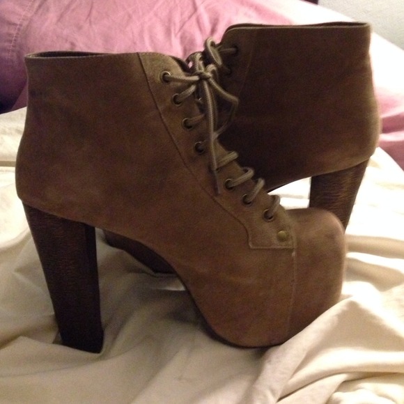 TRADED Taupe/ Tan suede JC Litas π»NEW MARKED β¬π» - Picture 2 of 4