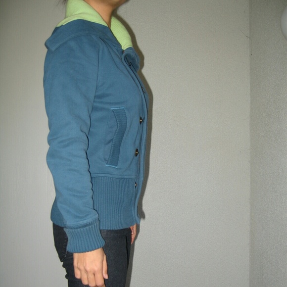 Puma jacket - Picture 3 of 4