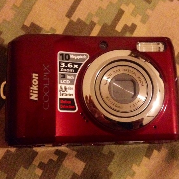Accessories - Nikon coolpix camera